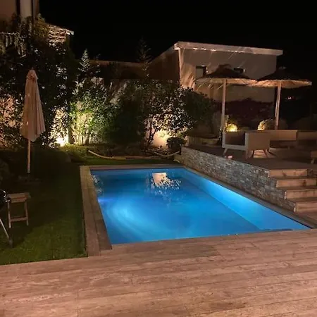 Superbe Avec Piscine Chauffee Et Boulodrome *