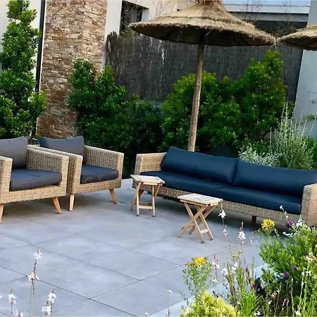 Villa Superbe Avec Piscine Chauffee Et Boulodrome *