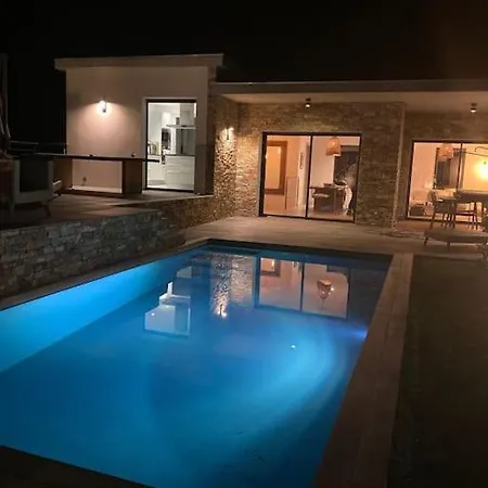 Superbe Avec Piscine Chauffee Et Boulodrome Porto-Vecchio (Corsica)